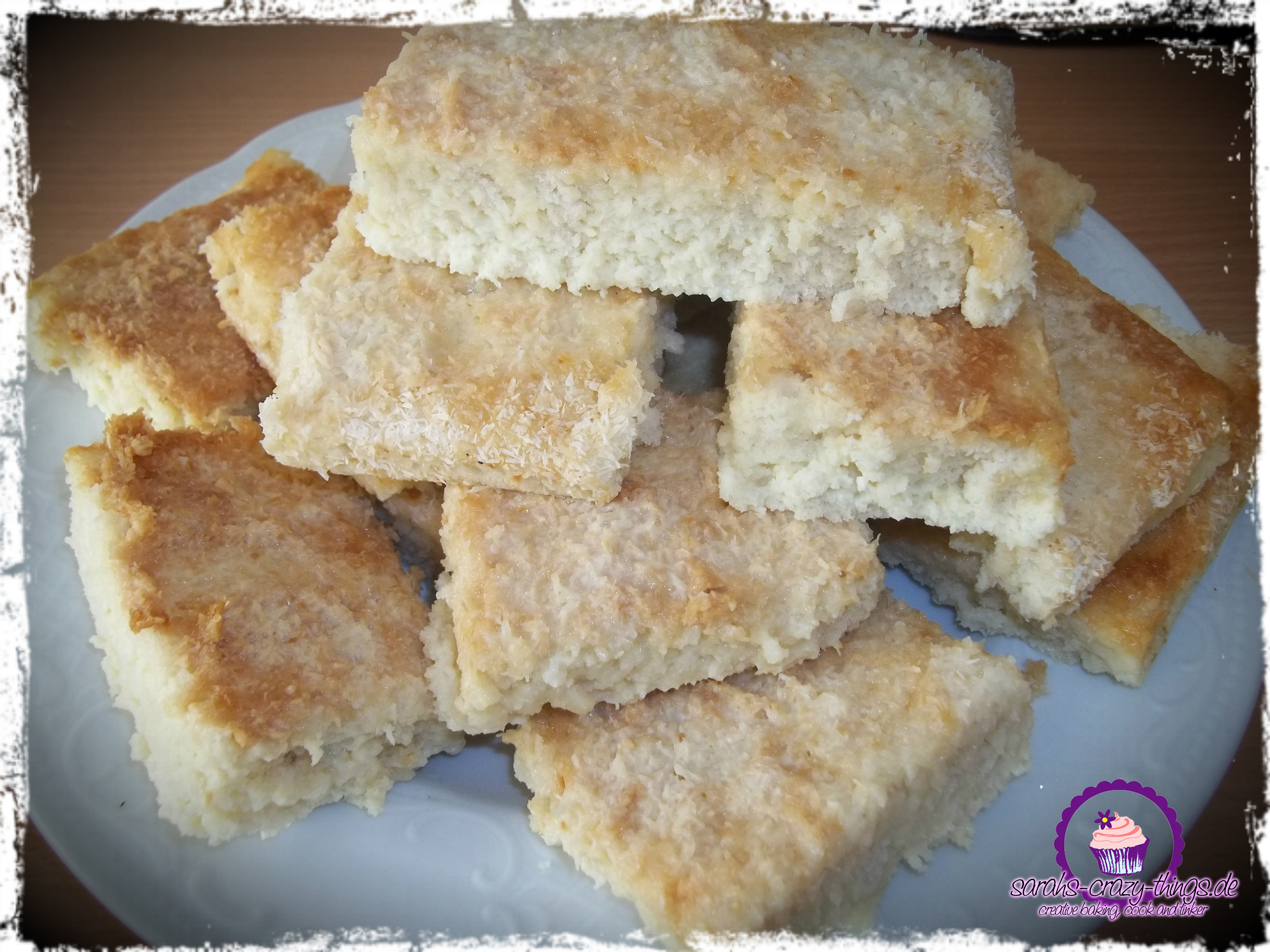 Erdbeer-Fruchtbuttermilch-Kokos Kuchen
